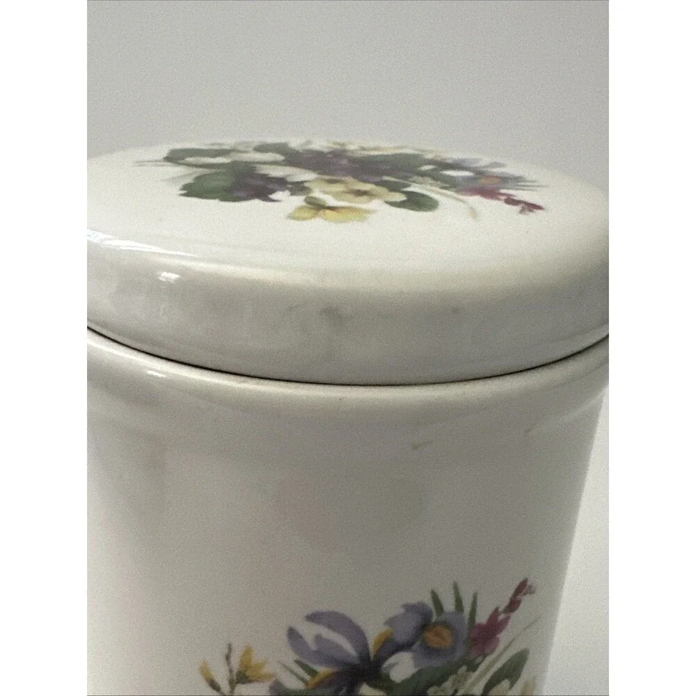 Vintage English Floral Tea Caddy Canister/Lid Kitchenware 60’s- 70’s Botanical